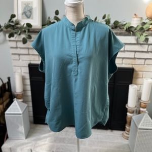 Womens FIGS Rafaela scrub top in limited edition hydrogreen color. Size Medium.